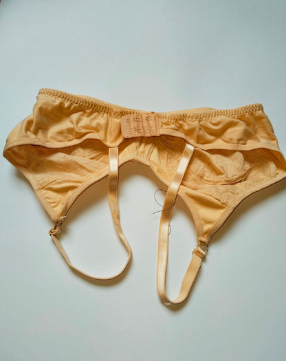 Embroidered Full Coverage Bra – Non-Padded